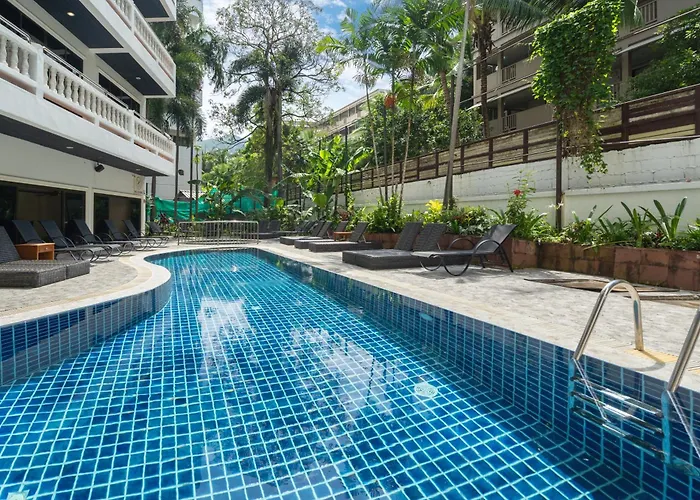 Patong Central Hostel