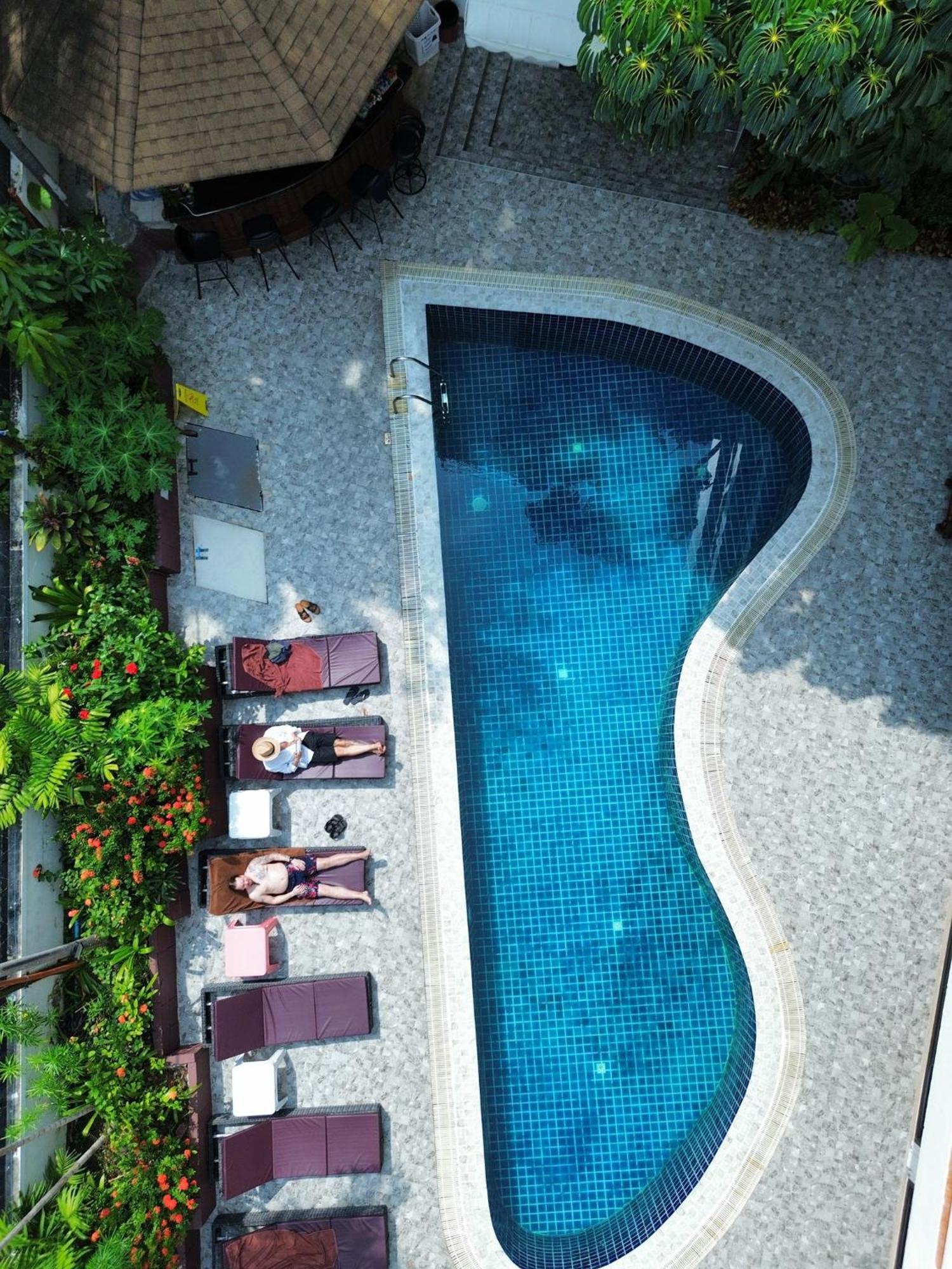 Patong Central Hostel Auberge de jeunesse *